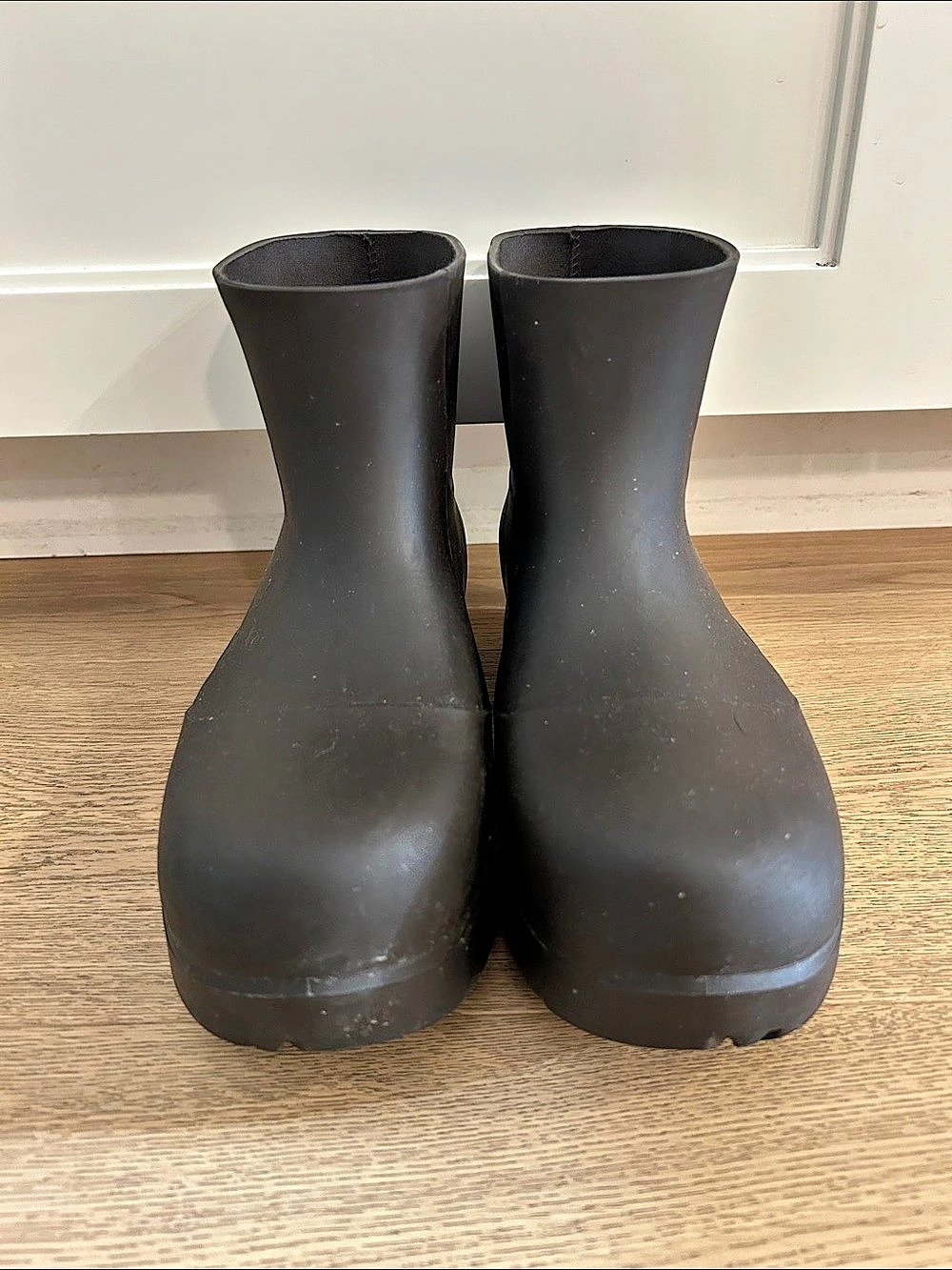 Bottega Veneta Puddle Boot Black Rain Boots Size 37